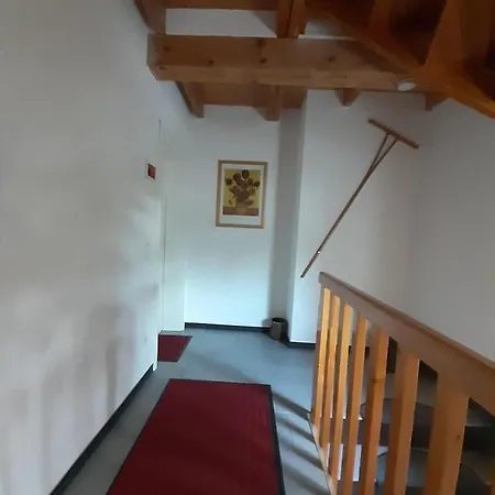 Ferienwohnung-stricker-b-balkon-1-2 Apartment *